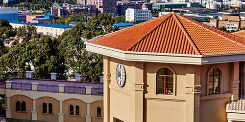 別墅瓦廠家真贊小編為你介紹:陶瓷瓦有哪些特點(diǎn)? 別墅瓦廠家真贊小編為你介紹:陶瓷瓦有哪些特點(diǎn)?